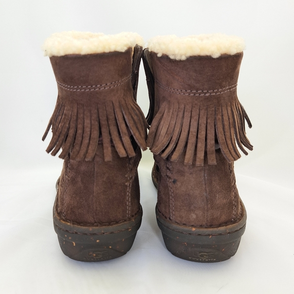 UGG Australia S/N 5749 Women's Suede Brown Leather Sheepskin Ankle Boots 9 - Picture 5 of 16